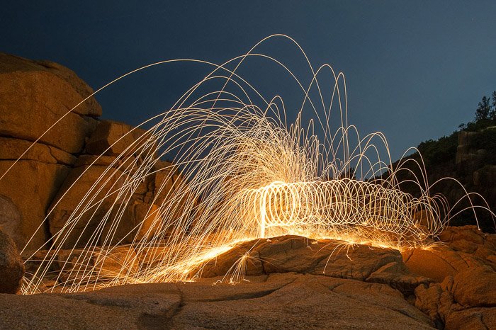 Awesome demonstration of steel wool photography in spirals