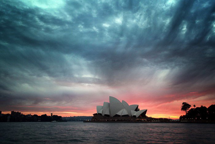Фотография заката Сиднейского оперного театра