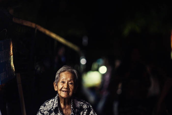 Ночной портрет пожилой женщины