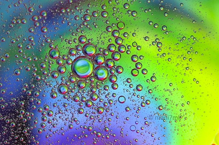 Abstract oil and water photography by Mani7mk