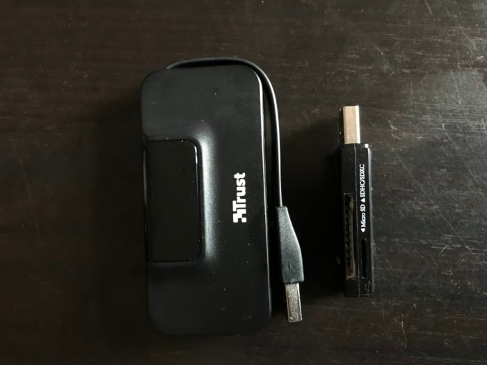 USB-концентратор и USB-кардридер для карт SD и micro SD. советы по фотографии в путешествии для лучшего способа резервного копирования фотографий