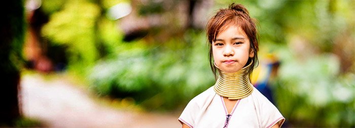 Динамический панорамный портрет тайской девушки по методу Бренизера