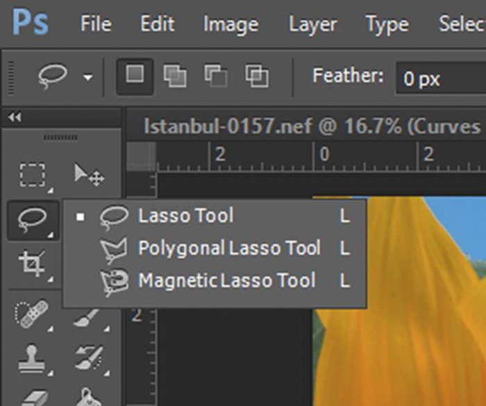 скриншот, показывающий, как выбрать инструмент лассо в Photoshop