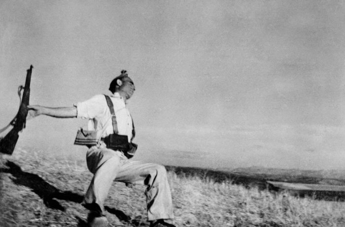 The Falling Soldier - Robert Capa (1936)