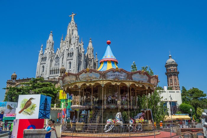Парк развлечений Тибидабо в Барселоне, фотографии Барселоны Испания 