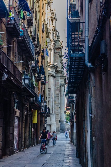 Вид на улицу Эль Борн Баррио - фотографии Барселоны