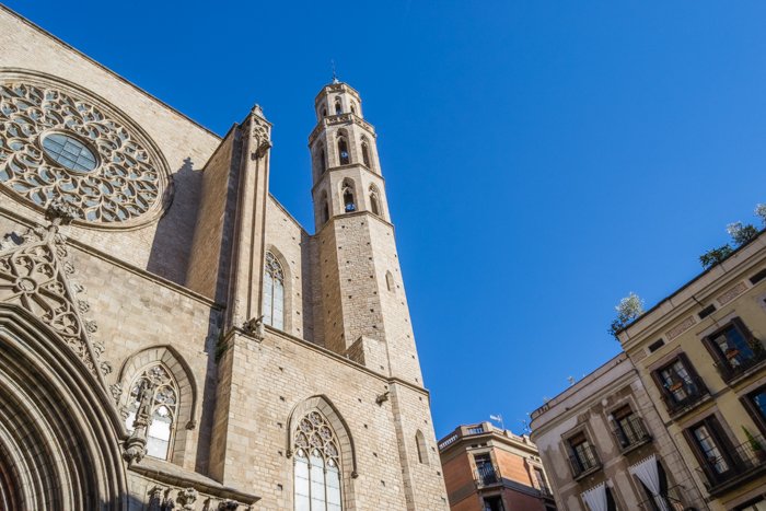 Собор Санта-Мария-дель-Мар - лучшие места для фотографирования в Барселоне