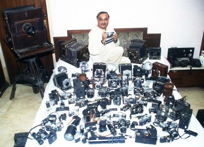 Дилиш Парекх со своей коллекцией фотоаппаратов