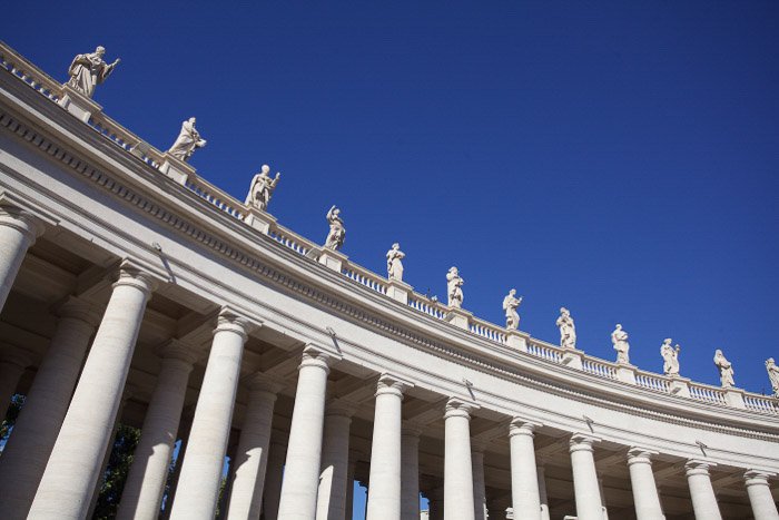 Площадь Святого Петра в Ватикане - места для фотографирования в Риме