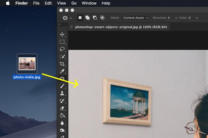 Как использовать смарт-объекты Photoshop - перетаскивание фотографии на художественную доску