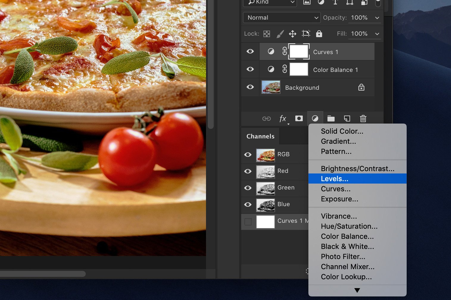 Скриншот, показывающий, как редактировать фотографии еды в Photoshop, поднимая блики
