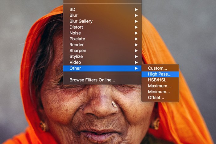 Скриншот, показывающий, как применить фильтр высоких частот в Photoshop
