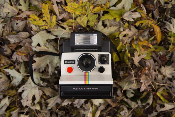 Фотография классической камеры Polaroid