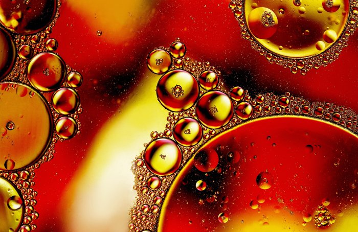 Макроснимок абстрактных масел и воды