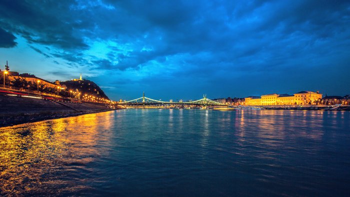 Дунай в Будапеште ночью