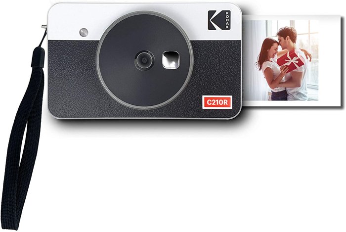 Изображение ретро-камеры и портативного фотопринтера Kodak Mini Shot 2