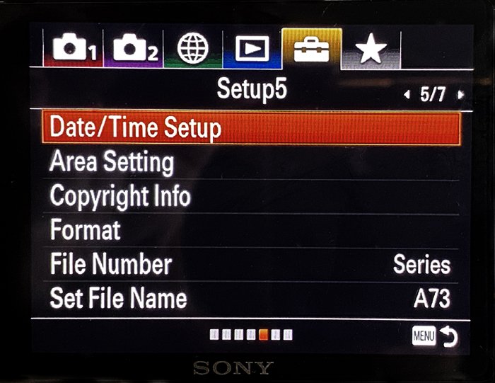 Информационный экран Sony A7R3